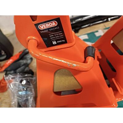 Podpěry pod auto 3T s přídavnou pojistkou D2445