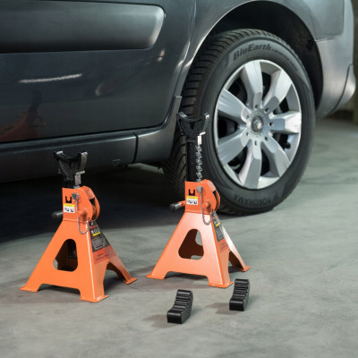 D2445 podpěry pod auto 3T s přídavnou pojistkou