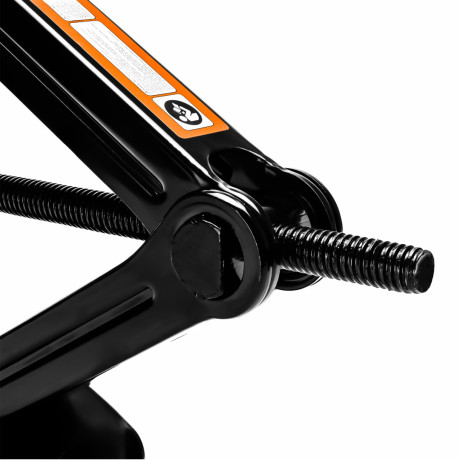 D4575 trapézový zvedák 2,5T s teleskopickým klíčem a obalem